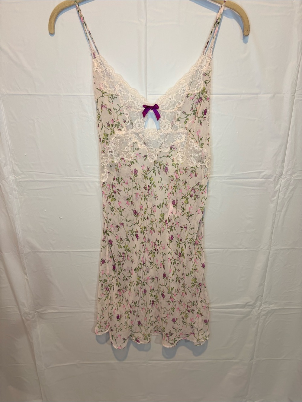 Victoria's Secret Floral Lace Slip Dress Chemise Pink Purple Accent Bow M/M
